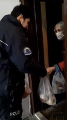 KADIKÖY'DE YARDIM İSTEYEN KADININ ALIŞVERİŞİNİ POLİS YAPTI