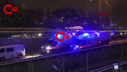 Bursa'da buzlanan yolda 11 araç kazaya karıştı