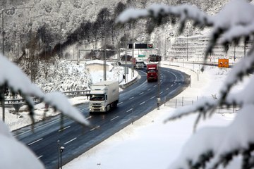 Bolu Dağı’nda kar durdu, ulaşım rahatladı