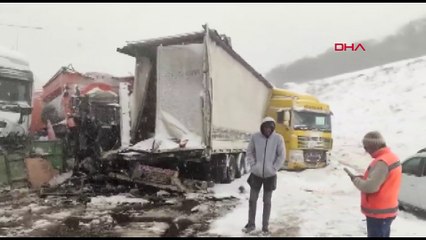 Kuzey Marmara'da feci kaza! 4 tır birbirine girdi: Trafik tamamen durdu