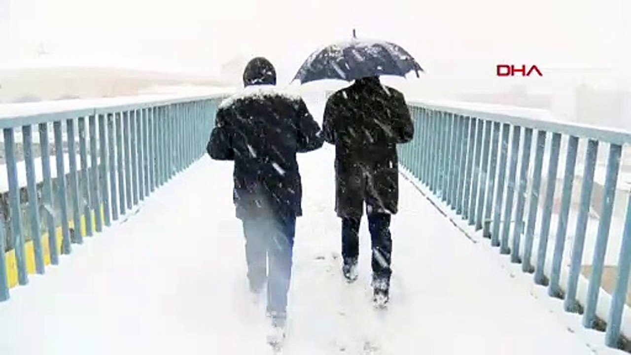 Meteoroloji uyarmıştı: Beykoz beyazlar içinde kaldı