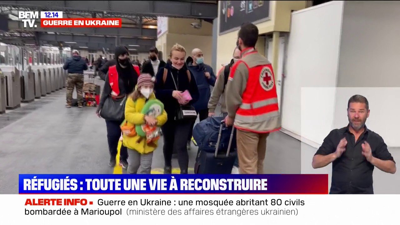"[Le voyage] est fatigant, mais moins que les 10 derniers jours en Ukraine au rythme de sirènes": ces réfugiés ukrainiens qui arrivent en France, avec toute une vie à reconstruire