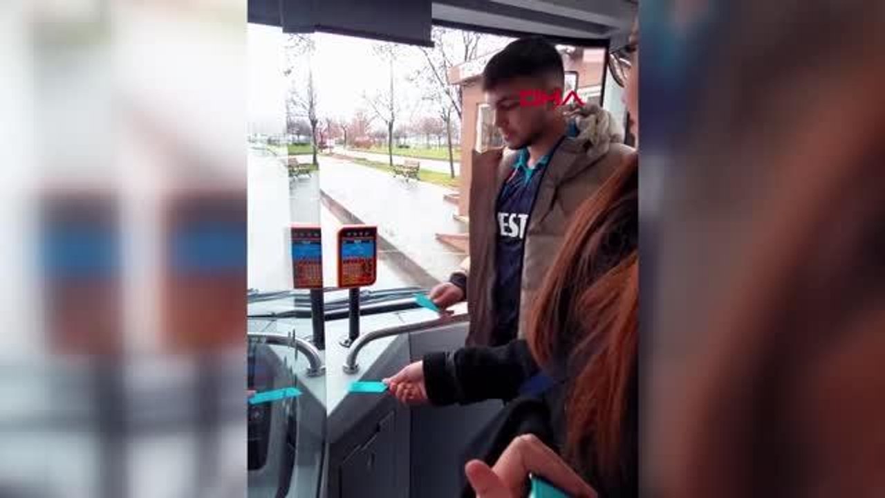 SPOR Trabzon'da otobüse binenlere 'o sene bu se...