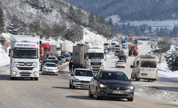 Denizli-Antalya kara yolunda ulaşım normale döndü