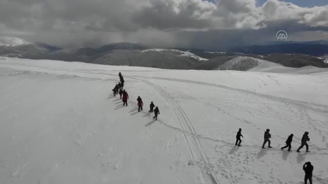 KASTAMONU - Jandarma, Ilgaz Dağı'nın zirvesinde İstiklal Marşı'nı okudu