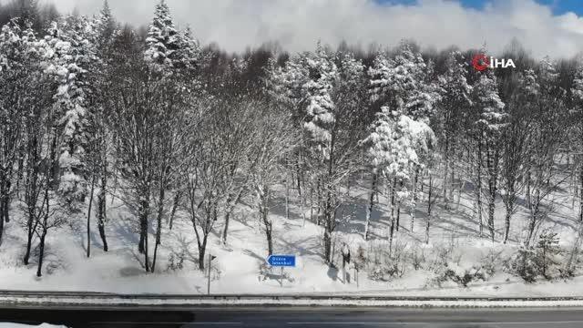 Kar yağışının durduğu Bolu Dağı'ndan eşsiz manzaralar