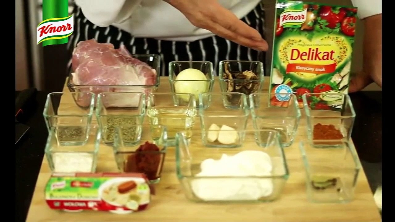 Duszona sztuka mięsa z grzybami - jak zrobić? | Przepisy.pl