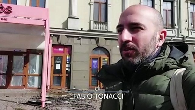 I segni della contraerea ucraina nel centro di Kiev