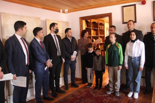 İSTİKLAL MARŞI'NI, MEHMET AKİF ERSOY EVİ VE MÜZESİ'NDE OKUDULAR