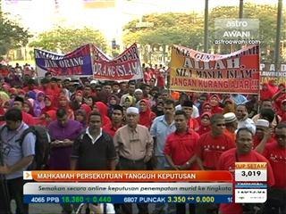 Mahkamah persekutuan tangguh keputusan