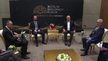 Turquía y Armenia buscan restablecer sus relaciones diplomáticas tras encuentro en Antalya