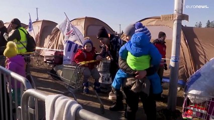 A Siret, Romania, tra i volontari che accolgono gli ucraini in fuga dala guerra