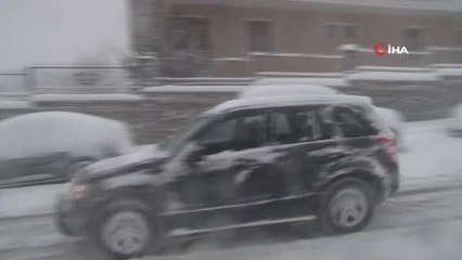 Sarıyer'de kar etkili oldu, vatandaşlar zor anlar yaşadı