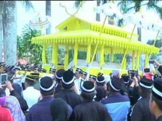 The late Sultan Azlan Shah laid to rest at Royal Mausoleum