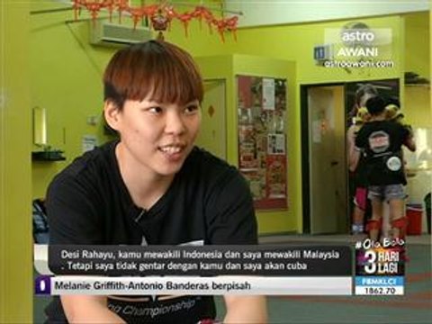 Atlet wusyu wanita negara bertarung di Kejohanan MMA