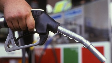 FEMME ACTULLE - Augmentation du prix du carburant : Jean Castex promet une remise de 15 centimes