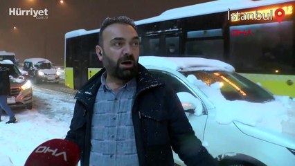 İstanbul'da kar aniden bastırdı, yolda kalanlar oldu