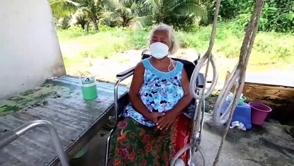 ชุมพร - แม่เฒ่าวัย 68 ปี ร้องสื่อ ไม่มีบ้านอยู่อาศัย