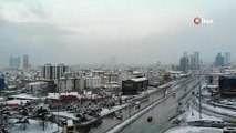 İstanbul’da vatandaşlar kar tedbirlerine uydu, yollar boş kaldı - İhlas Haber Ajansı
