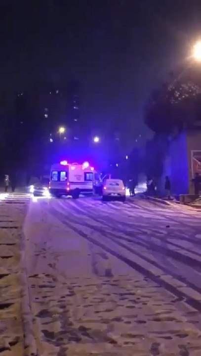 Son dakika... Esenyurt'ta ambulansın da karıştığı zincirleme kaza kamerada