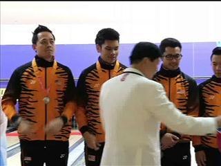 National bowling squad bags two silver medals