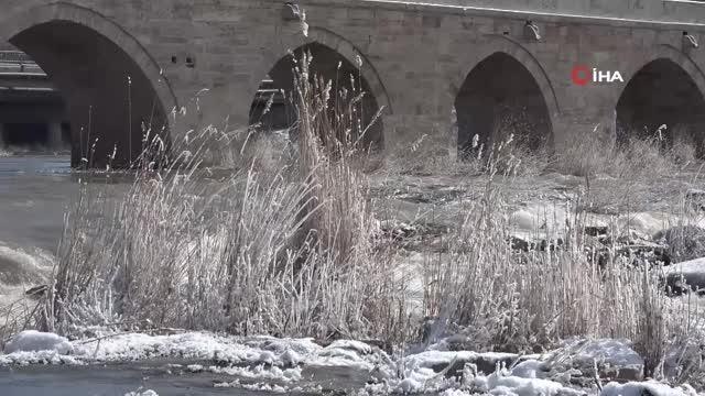 Sivas'ta rekor soğuk... Son 90 yılın en soğuk 13 Mart'ı yaşandı, termometreler sıfırın altında 13 dereceyi gösterdi