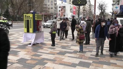 KAHRAMANMARAŞ - "Dünyanın en saçma binası"nın hamurdan maketi yapıldı