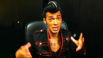 Bruno Moneroe dubitatif concernant : Prêt pour danser