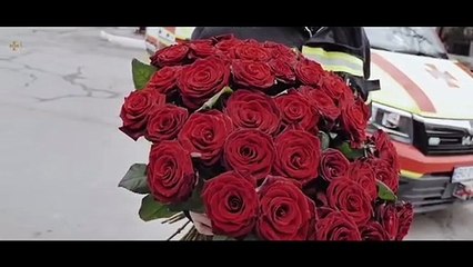 الحُب في الحرب.. رجل إنقاذ أوكراني يتقدم لخطبة حبيبته