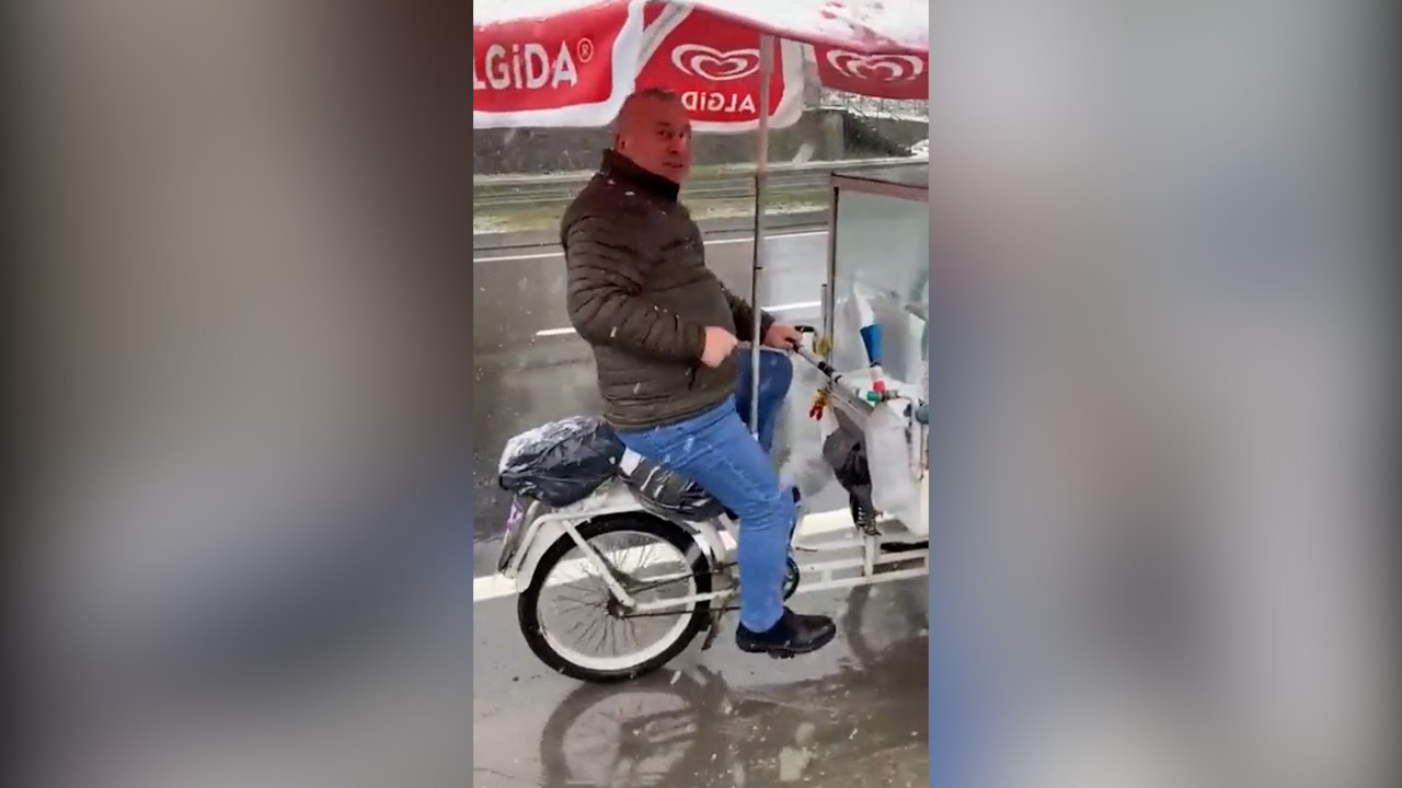 Cemal Enginyurt'tan kar altında zam protestosu: "Siz zam yapın, biz çaresini bulacağız"