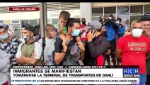 Migrantes denuncian atropellos de autoridades hondureñas a su paso por el país