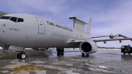 Türk uçağı NATO'nun harekatına katıldı