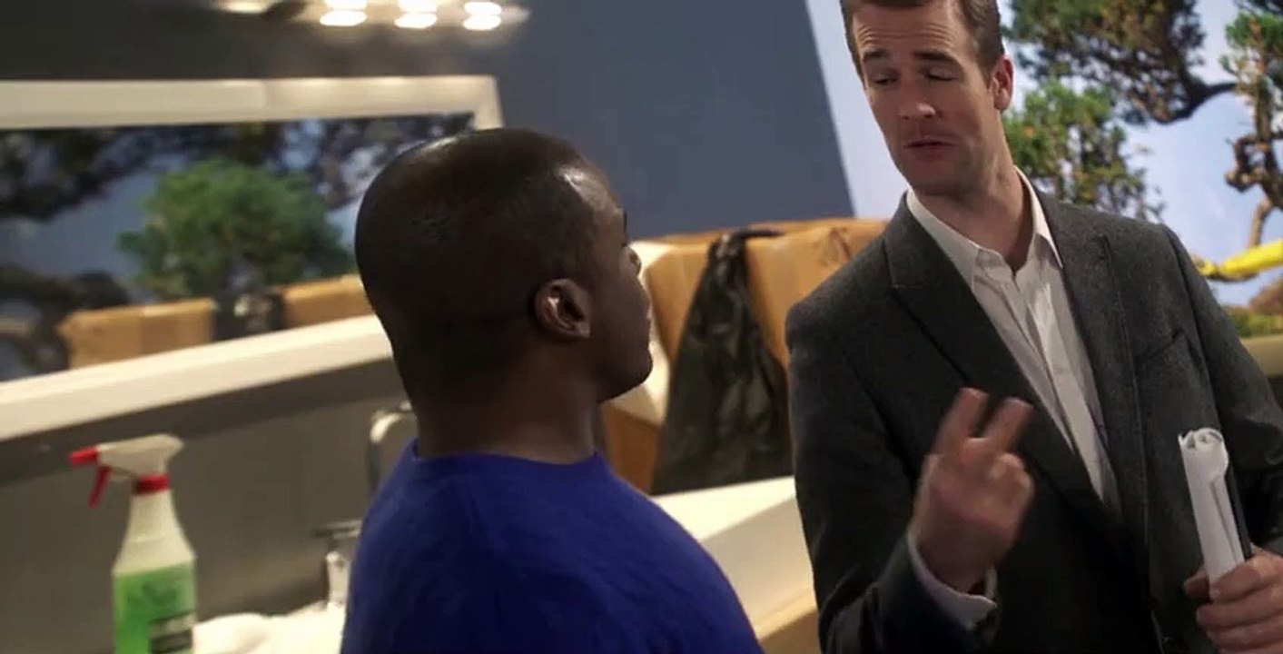 Don't Trust the B---- in Apartment 23 S02 E14