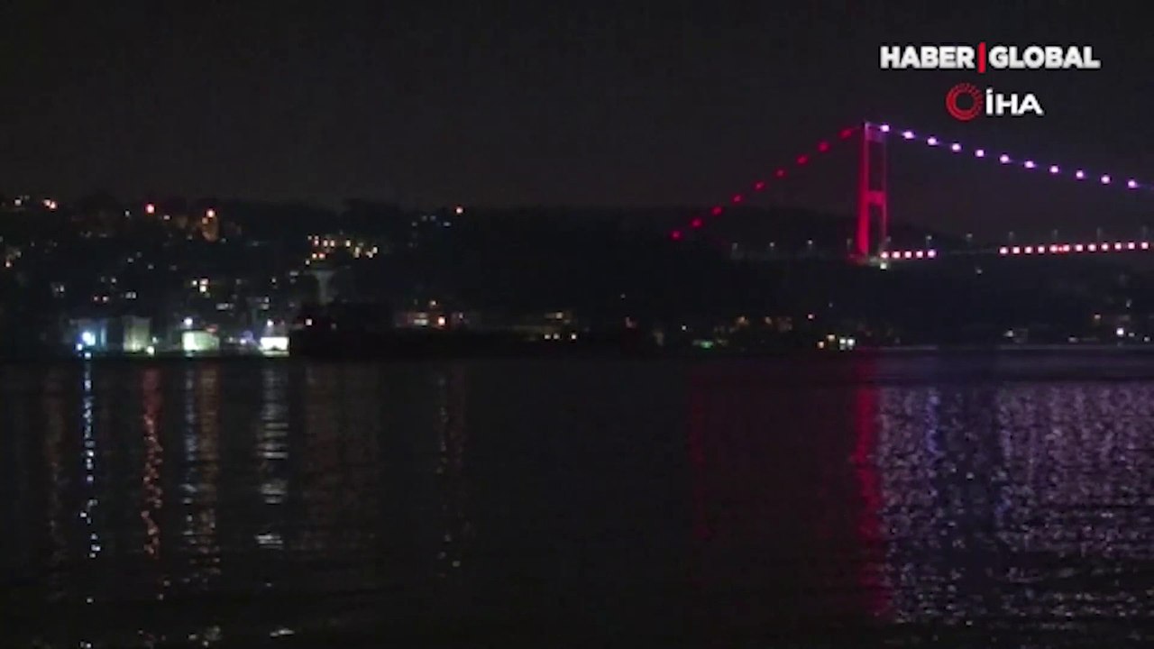 Tonlarca ayçiçek yağı taşıyor! Rusya'dan gelen 2'inci gemi İstanbul Boğazı'na ulaştı