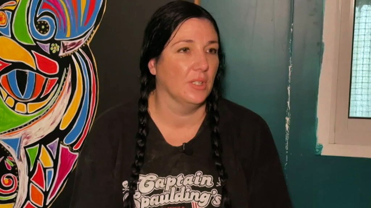 Queensland animal shelters overwhelmed as flood victims forced to give up pets