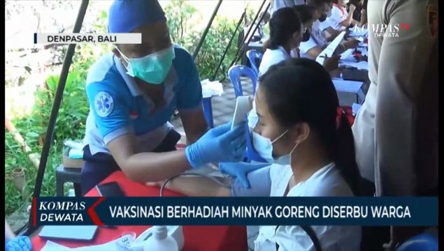 Vaksinasi Berhadiah Minyak Goreng