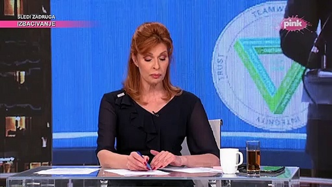 Totalno ludilo na PINKU! Burna rasprava Tadića, Dačića i Brnabić, lider SDS pravio aviončiće u studiju