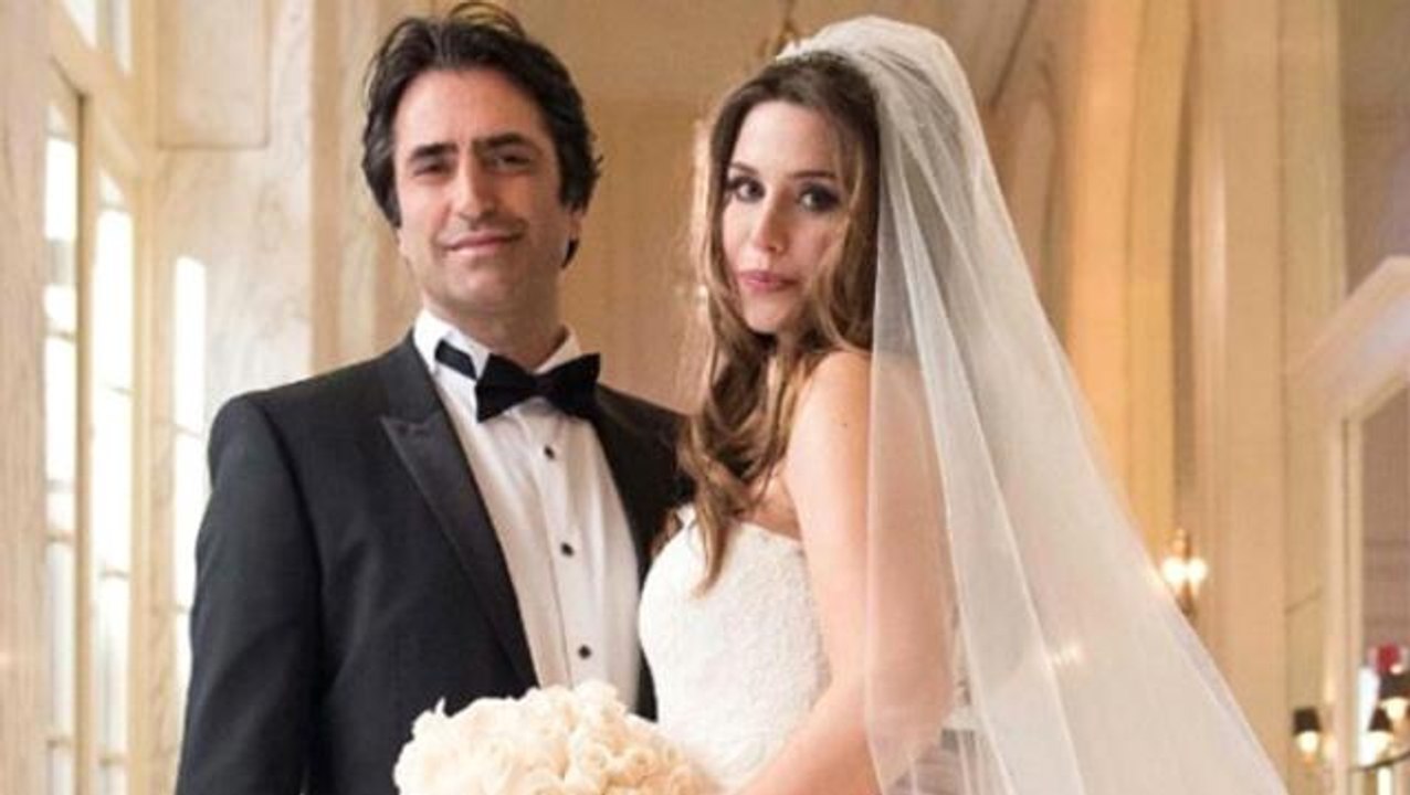 Evli Mahsun Kırmızıgül'ün genç bir kadınla samimi görüntüleri ortaya çıktı