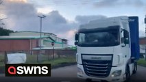 Convoy of lorries packed with donations for Ukraine refugees receive round of applause