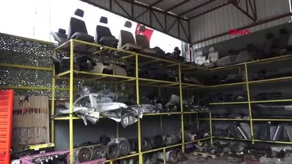 İZMİR'DE OTO HIRSIZLIK ÇETESİ OPERASYONUNDA 6 ŞÜPHELİ GÖZALTINDA