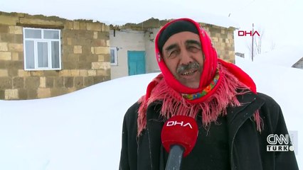 Bir köy kara gömüldü! Evlerden tünellerle çıkıyorlar