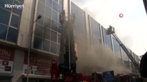 Kadıköy’de bir iş hanında yangın çıktı