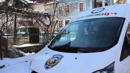 Tüfeğini temizlerken kendisini vurdu