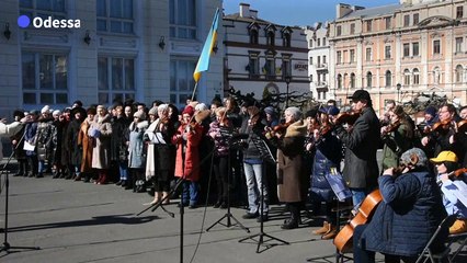 Ukraine: des artistes d'Odessa réclament une zone d'exclusion aérienne