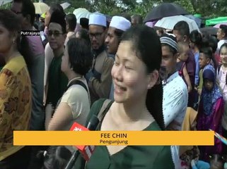 Ribuan orang ramai teruja nak jumpa, salam dengan Perdana Menteri