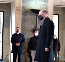 Almanya Başbakanı Scholz, Anıtkabir'i ziyaret etti
