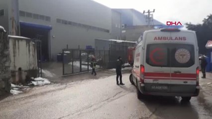 DÖKÜM YAPILDIĞI SIRADA PARLAMA OLDU, 3 İŞÇİ YARALANDI