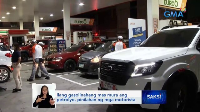Ilang gasolinahang mas mura ang petrolyo, pinilahan ng mga motorista | Saksi
