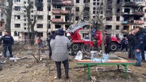 Explosion um 5 Uhr morgens: Wohnhaus in Kiew zerstört