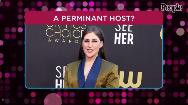 Mayim Bialik Says She Would 'Love' to Become the First Permanent Female Host of Jeopardy!